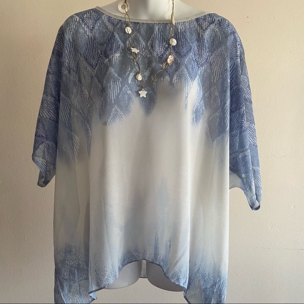 Cabi blue short sleeve blouse Size M